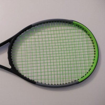 Wilson Blade V7 Tennis Schläger