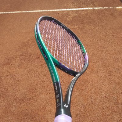 Yonex VCore 100 Pro Schläger