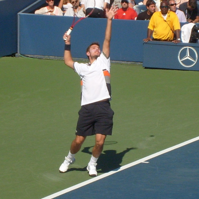 Stanislas Wawrinka beim Aufschlag