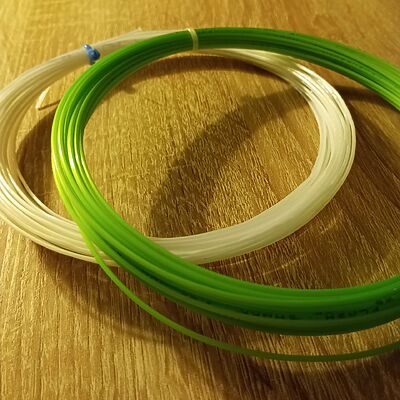 Kirschbaum Flash Shark und Helix Saiten